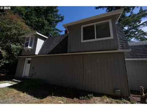 5659 Canary Road Florence OR 97439