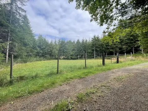 5659 Canary Road Florence OR 97439
