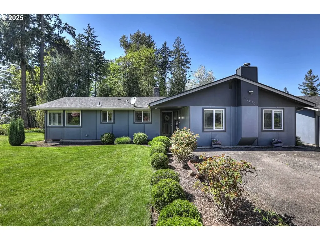 10253 S Kraxberger Road Canby OR 97013