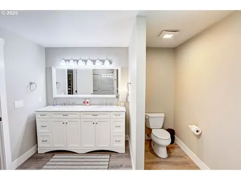 10253 S Kraxberger Road Canby OR 97013