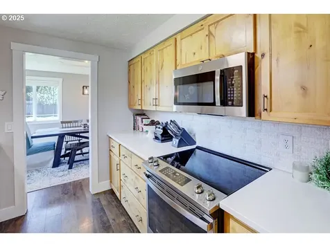 10253 S Kraxberger Road Canby OR 97013