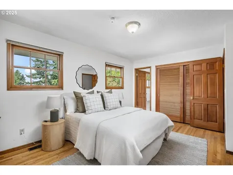 5304 SW 34th Place Portland OR 97239