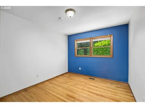 5304 SW 34th Place Portland OR 97239