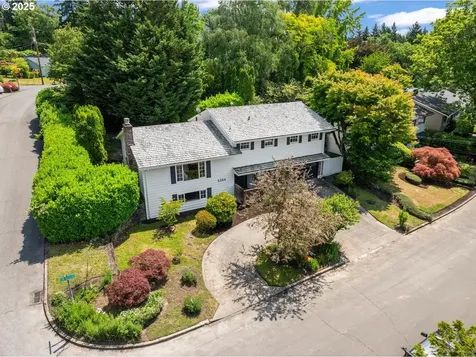 5304 SW 34th Place Portland OR 97239