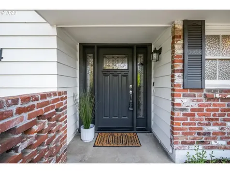 5304 SW 34th Place Portland OR 97239