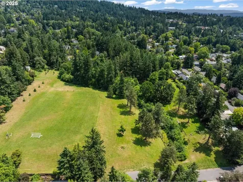 5304 SW 34th Place Portland OR 97239