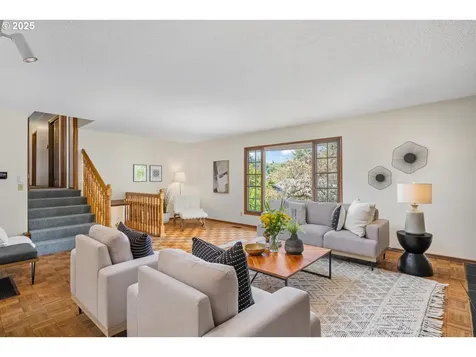 5304 SW 34th Place Portland OR 97239