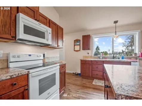 189 Trout Lakes Road Castle Rock WA 98611
