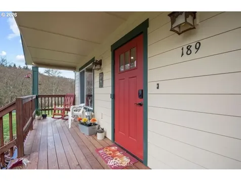 189 Trout Lakes Road Castle Rock WA 98611