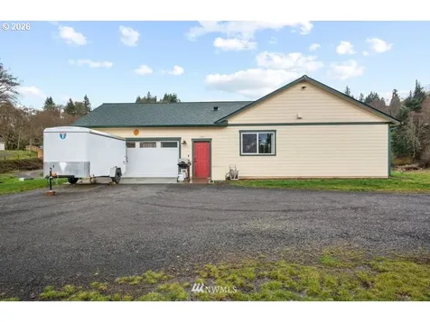 189 Trout Lakes Road Castle Rock WA 98611