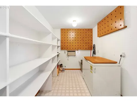1270 Seagate Avenue Coos Bay OR 97420