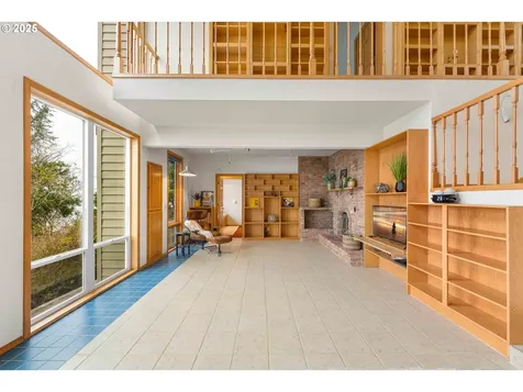 1270 Seagate Avenue Coos Bay OR 97420