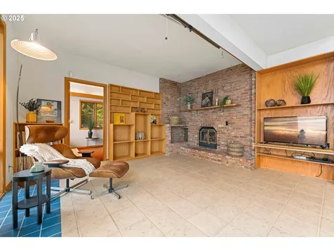 1270 Seagate Avenue Coos Bay OR 97420