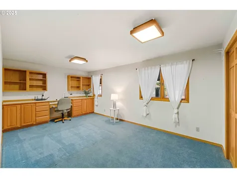 1270 Seagate Avenue Coos Bay OR 97420