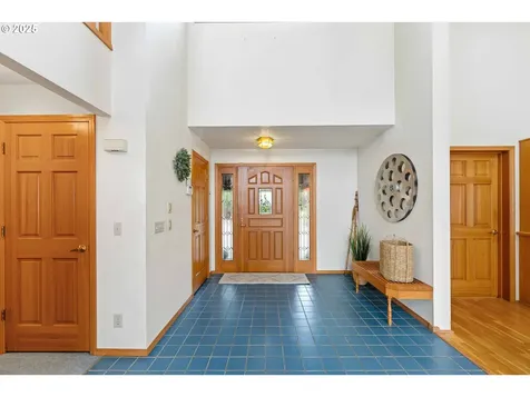 1270 Seagate Avenue Coos Bay OR 97420