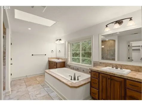 16998 SW Richen Park Circle Sherwood OR 97140