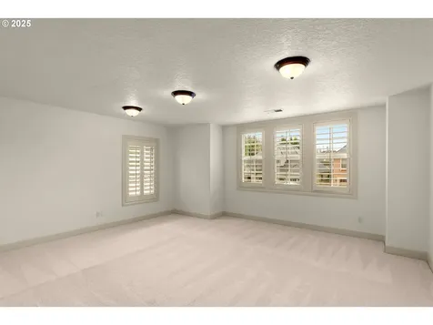 16998 SW Richen Park Circle Sherwood OR 97140