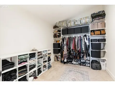 14207 SE Crystal Court Portland OR 97236