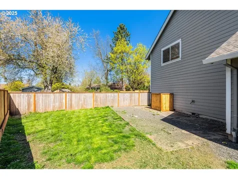 14207 SE Crystal Court Portland OR 97236