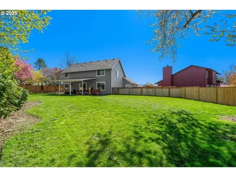 14207 SE Crystal Court Portland OR 97236
