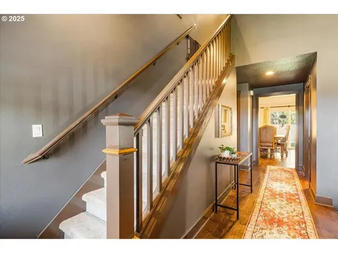 14207 SE Crystal Court Portland OR 97236