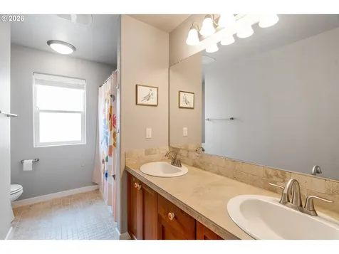 13386 SW King Lear Way King City OR 97224