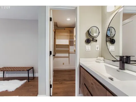 8409 SW Jamieson Road Portland OR 97225