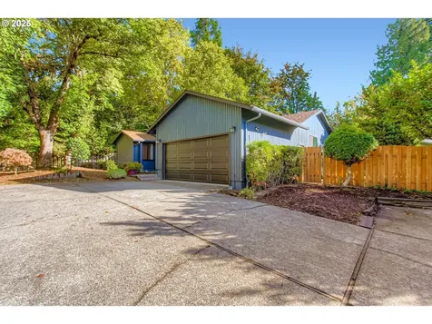 8409 SW Jamieson Road Portland OR 97225