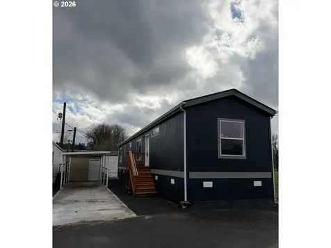 2009 Lewis River Road Woodland WA 98674