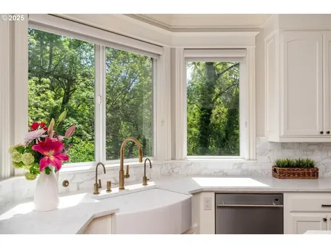 3207 NW Pennington Place Portland OR 97229