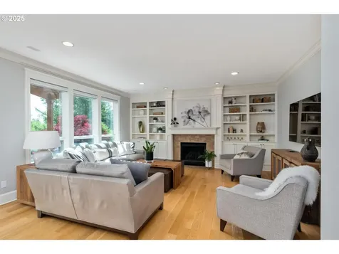3207 NW Pennington Place Portland OR 97229