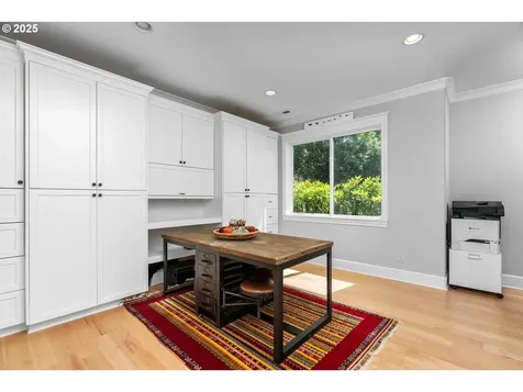 3207 NW Pennington Place Portland OR 97229