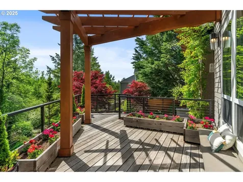 3207 NW Pennington Place Portland OR 97229