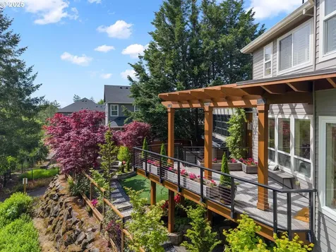 3207 NW Pennington Place Portland OR 97229