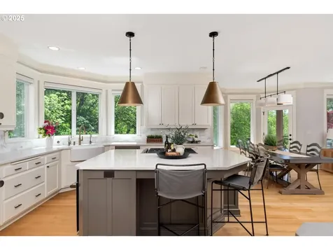 3207 NW Pennington Place Portland OR 97229
