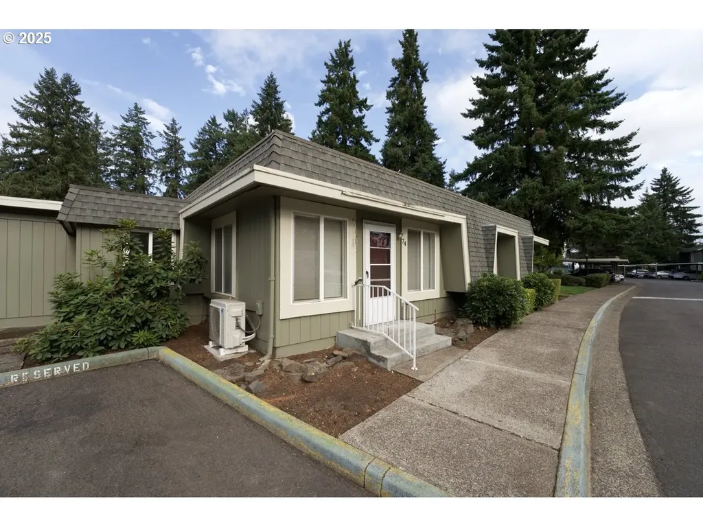 1500 Norkenzie Road Eugene OR 97401