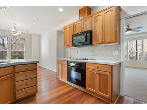 798 NE 72nd Avenue Hillsboro OR 97124