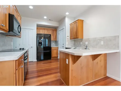 798 NE 72nd Avenue Hillsboro OR 97124