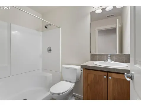 798 NE 72nd Avenue Hillsboro OR 97124