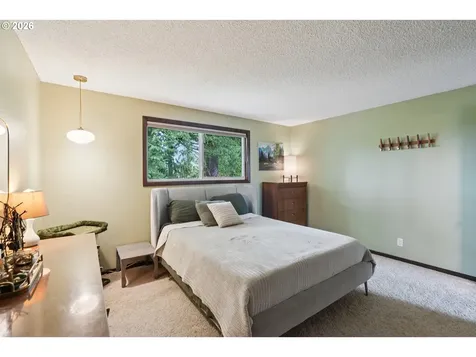 16660 SE Valley View Road Milwaukie OR 97267
