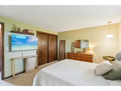 16660 SE Valley View Road Milwaukie OR 97267