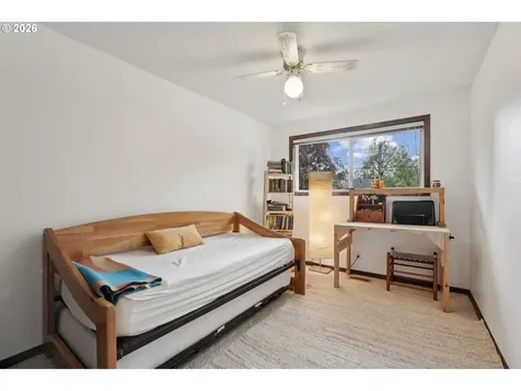 16660 SE Valley View Road Milwaukie OR 97267