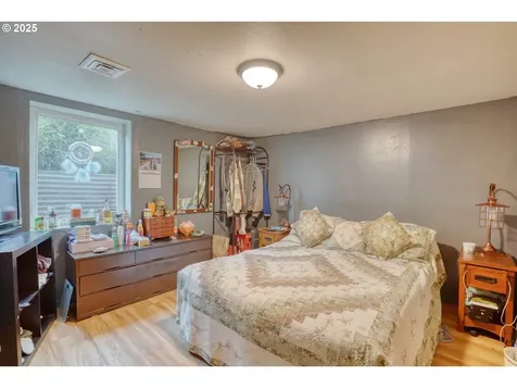 1206 E 9th Street The Dalles OR 97058