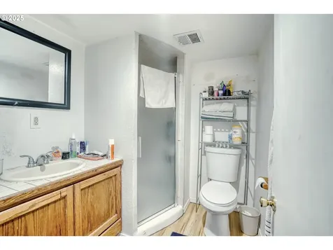 1206 E 9th Street The Dalles OR 97058