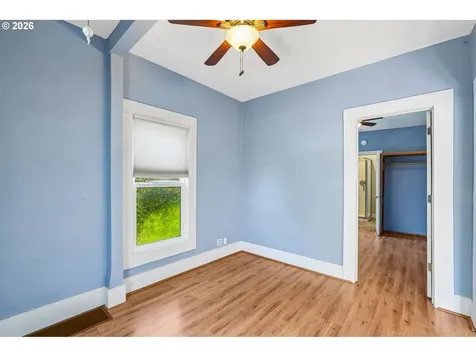 5325 N Montana Avenue Portland OR 97217