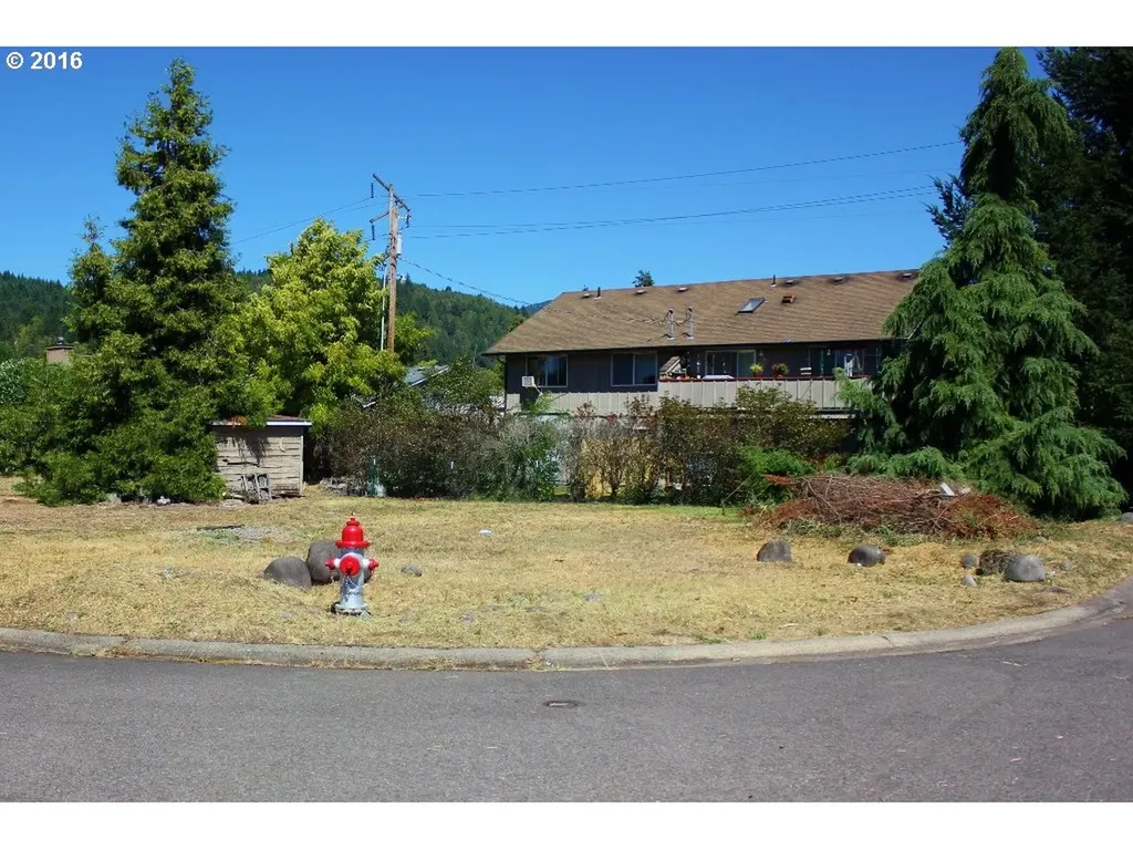 Christel Lane Oakridge OR 97463