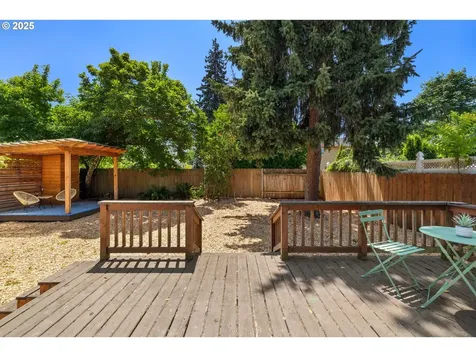 5118 SE Gladstone Street Portland OR 97206