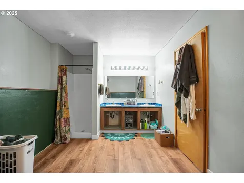 10508 NE Skidmore Street Portland OR 97220