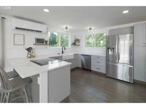 35443 Wiley Lane Astoria OR 97103
