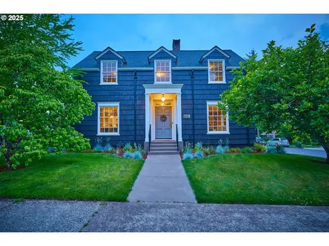 2010 Agate Street Eugene OR 97403